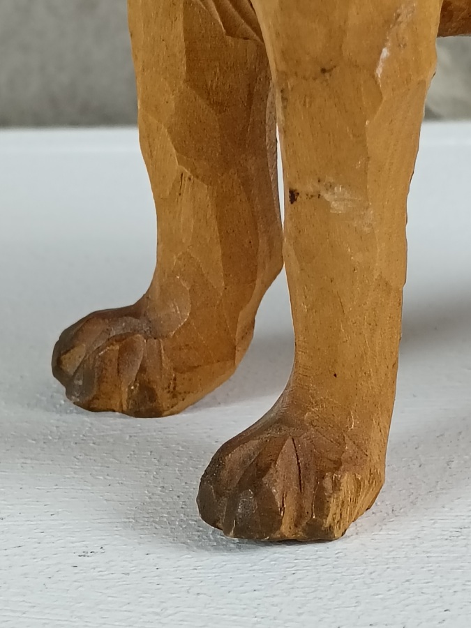 Swiss Carved Wood St Bernard Dog sculpture(8).jpg
